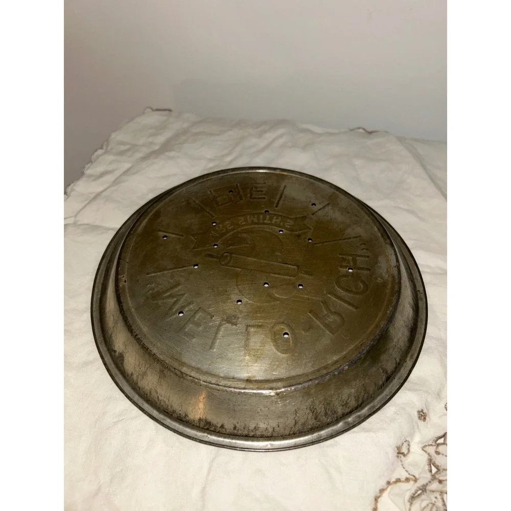 Vintage Mrs Smiths Mello-Rich Pie Tin Metal Embossed Baking Pan 9 Inch